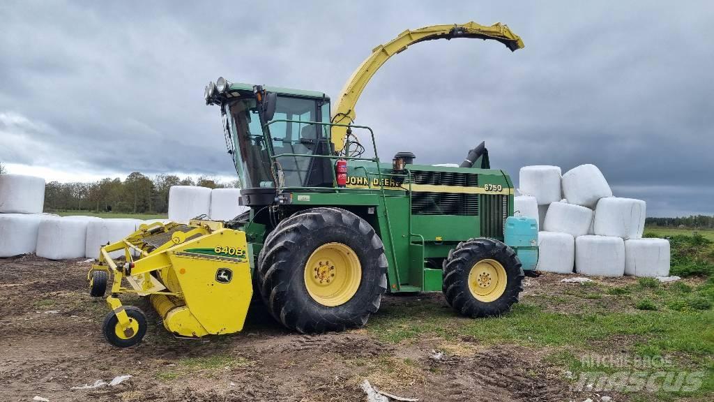 John Deere 6750 Grønthøster