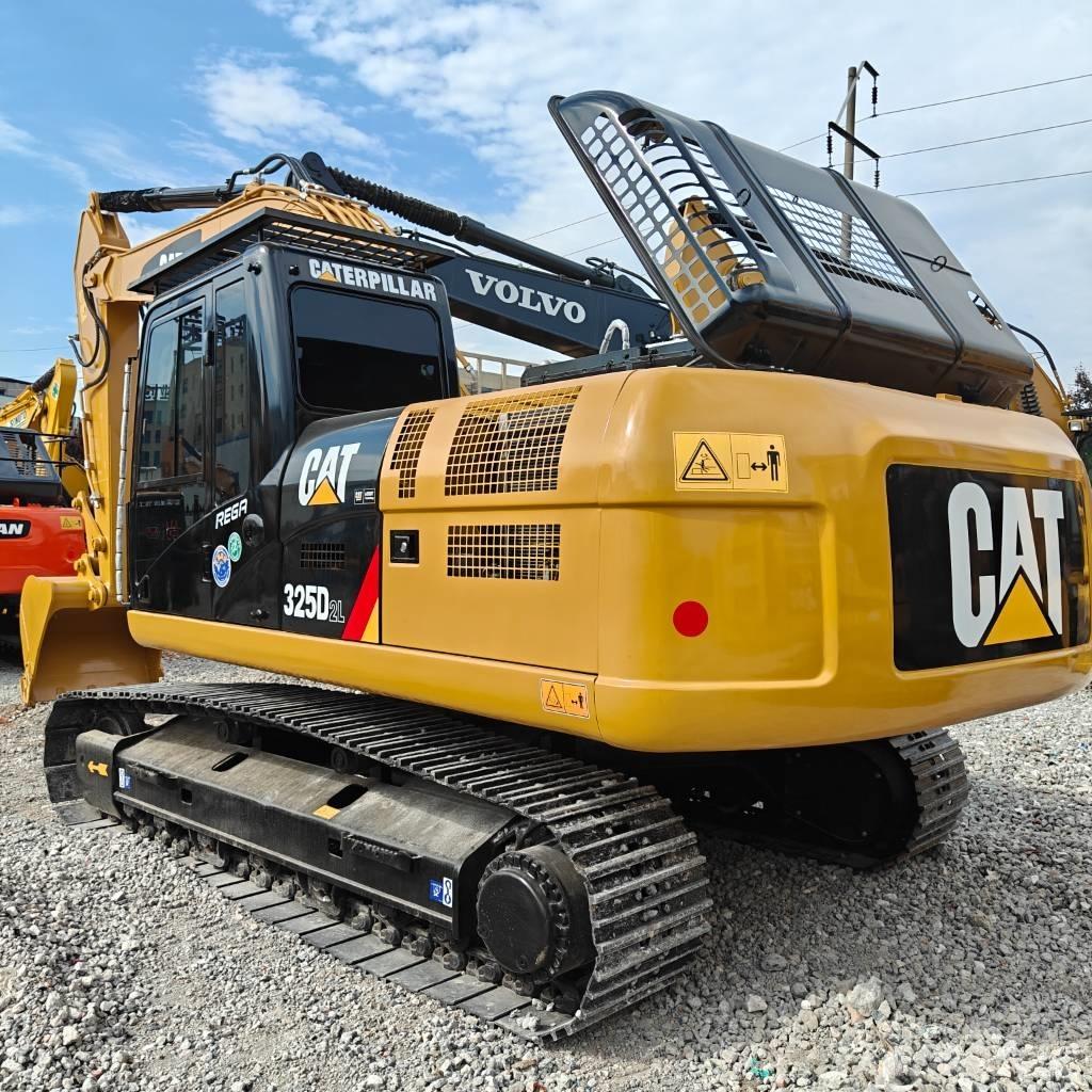 CAT 325 D L Gravemaskiner på larvebånd