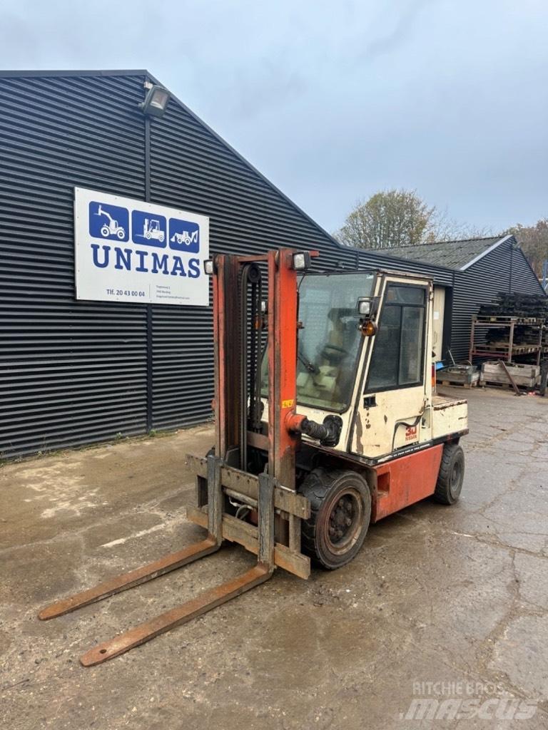 Nissan FD30 Diesel gaffeltrucks