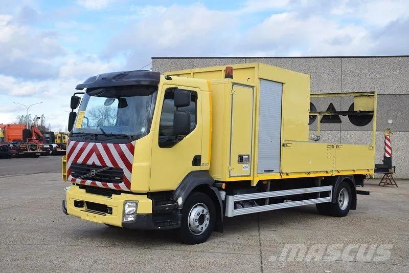 Volvo FL 250 Lastbil med lad/Flatbed