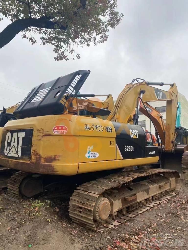 CAT 326 D2 Gravemaskiner på larvebånd