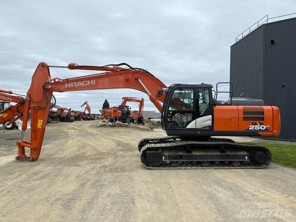 Hitachi ZX250LC-6 Gravemaskiner på larvebånd