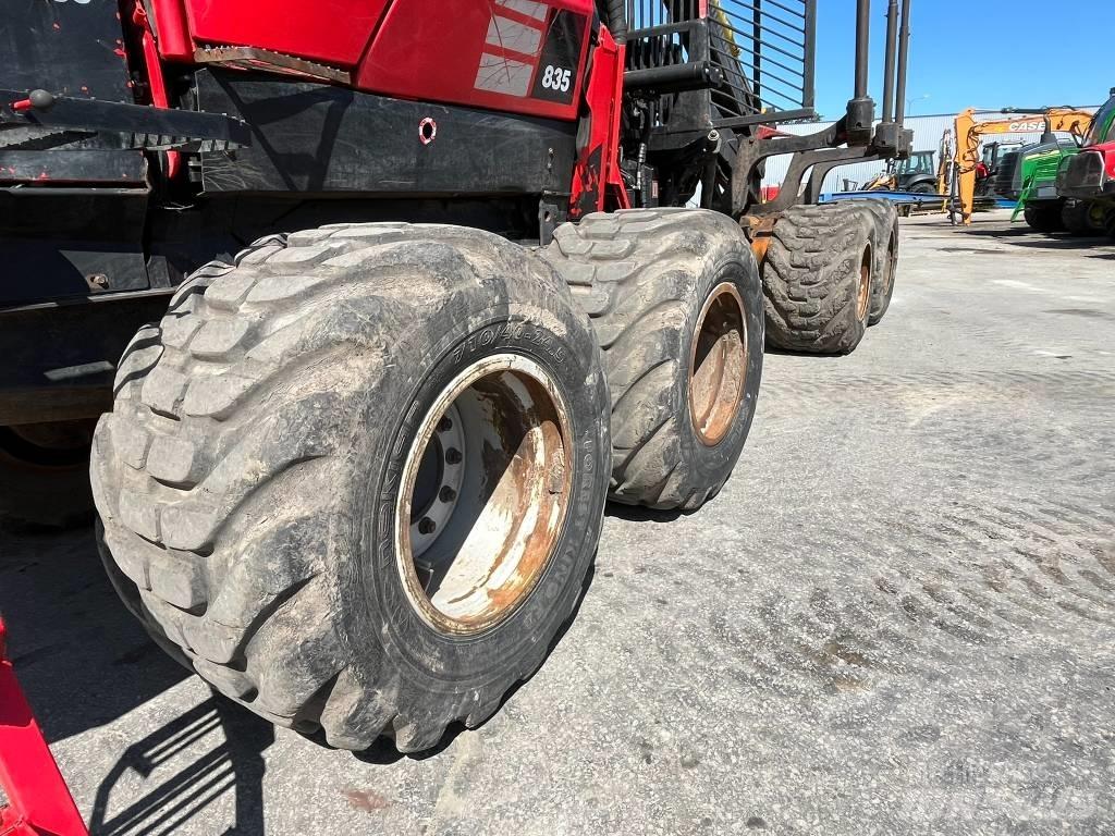 Komatsu 835 Udkørselsmaskiner