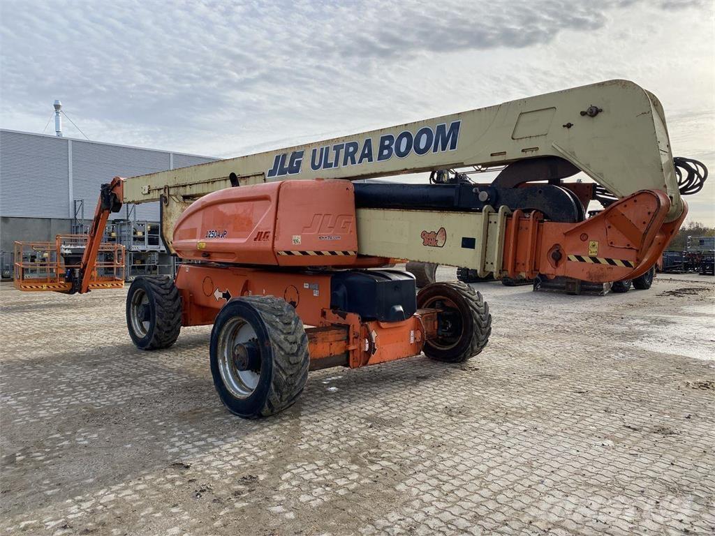 JLG 1250AJP Bomlifte med knækarm
