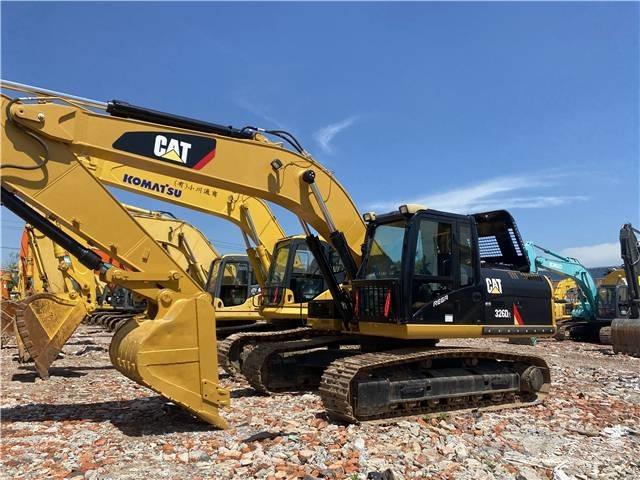 CAT 326D2 Gravemaskiner på larvebånd