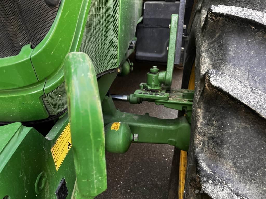 John Deere 6105R Traktorer