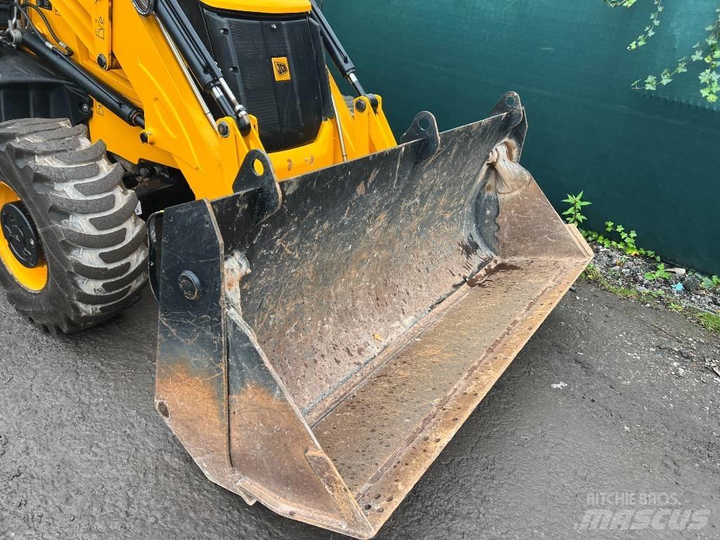 JCB 3 CX Rendegravere