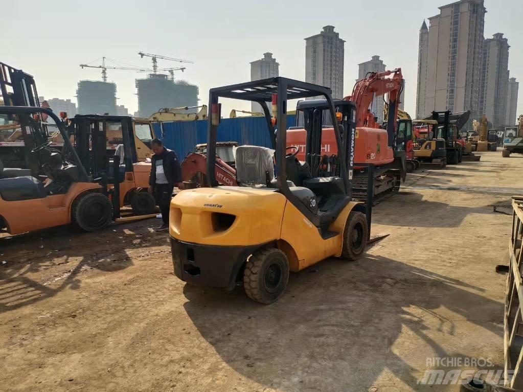 Komatsu FD 30 T-16 Diesel gaffeltrucks