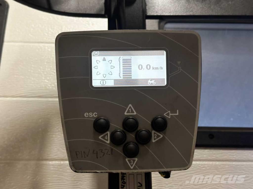 Rocla SST 16 AC Selvkørende stablere