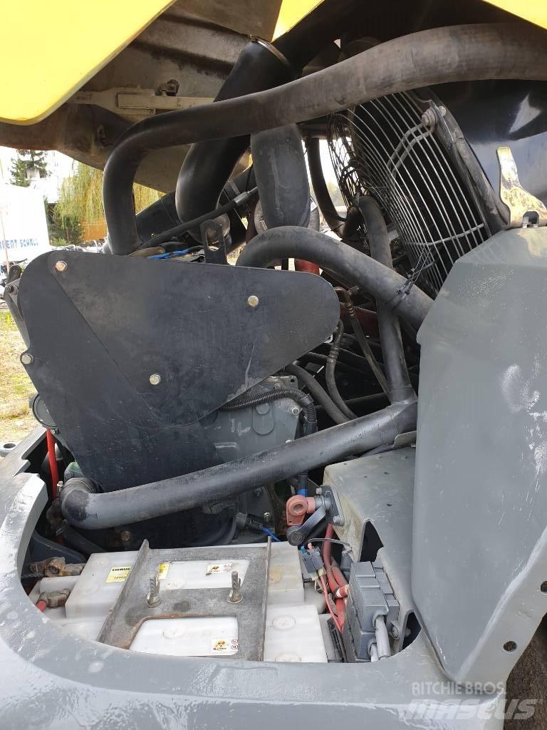 Liebherr L 524 Læssemaskiner på hjul