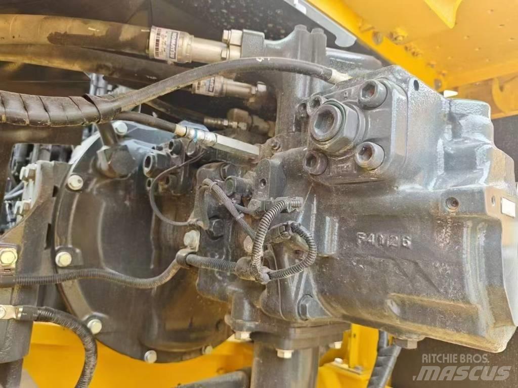 Komatsu 360-8 Gravemaskiner på larvebånd