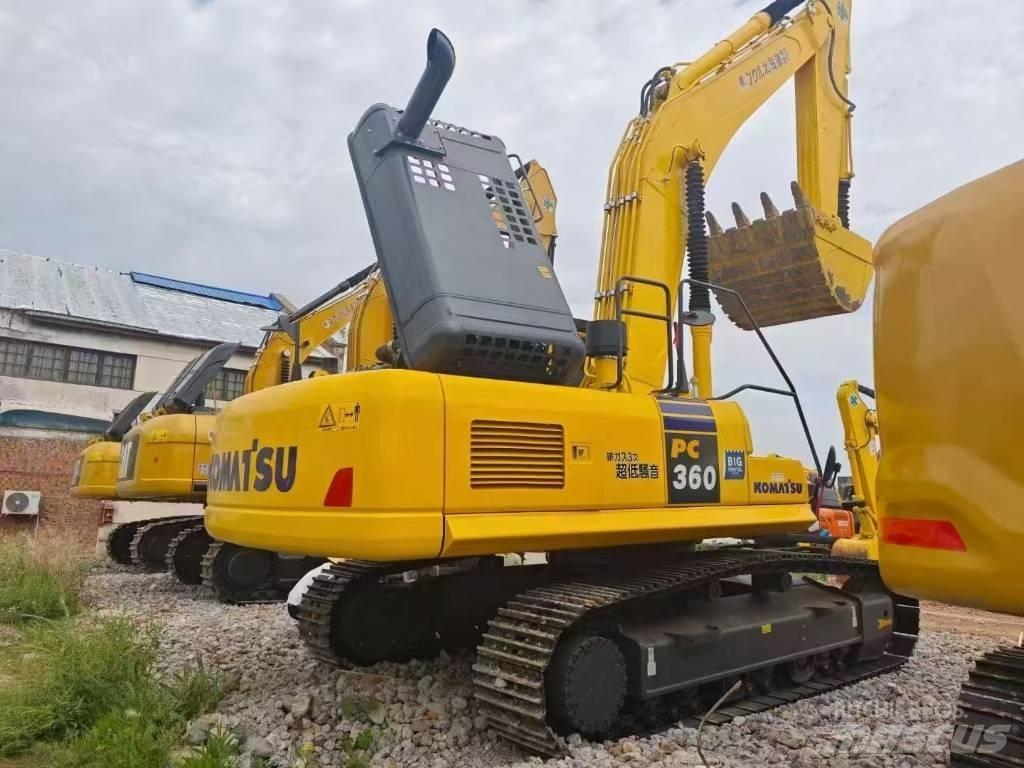 Komatsu 360-8 Gravemaskiner på larvebånd