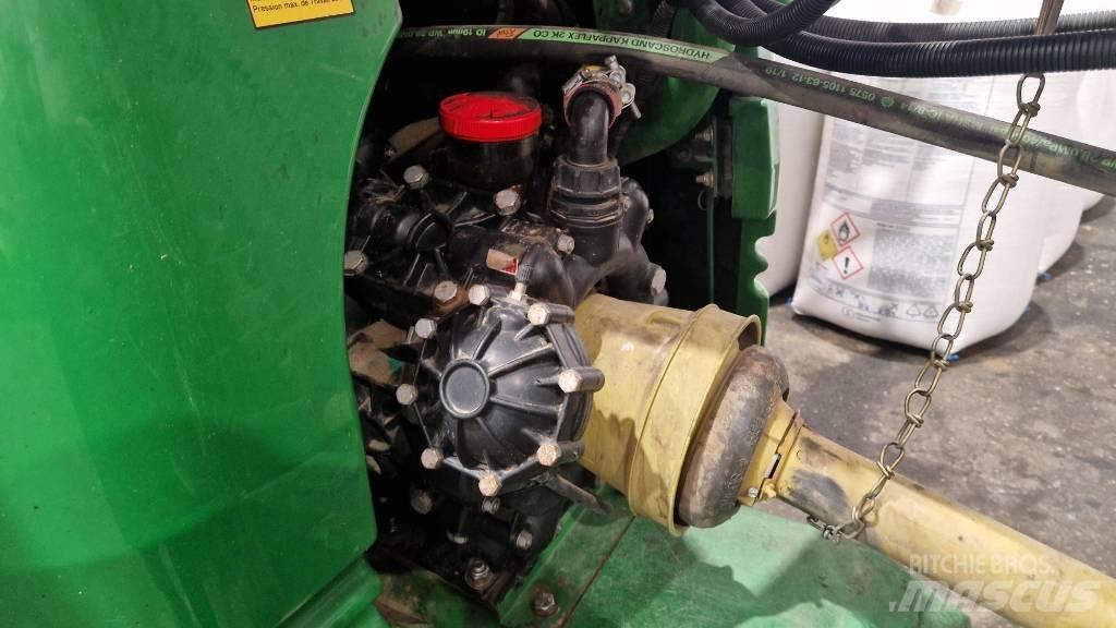 John Deere 962 i Trailersprøjter