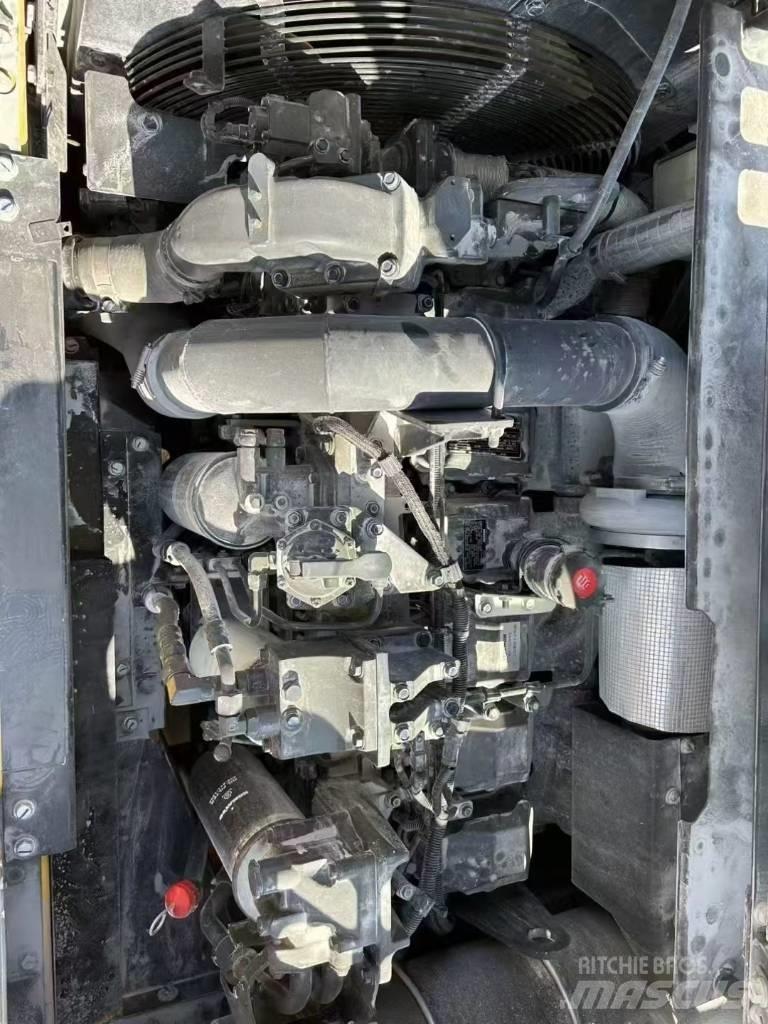 Komatsu 450LC-8 Gravemaskiner på larvebånd