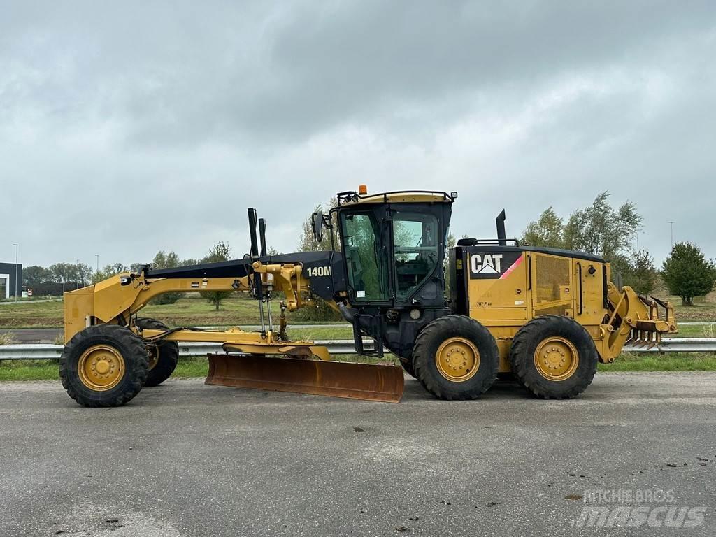 CAT 140M Vejhøvle / Gradere