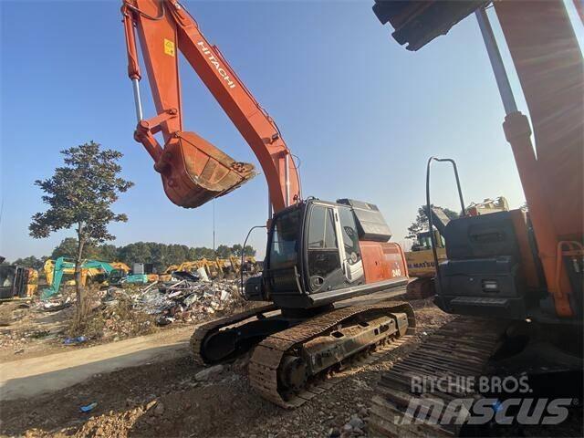Hitachi ZX240H Gravemaskiner på larvebånd