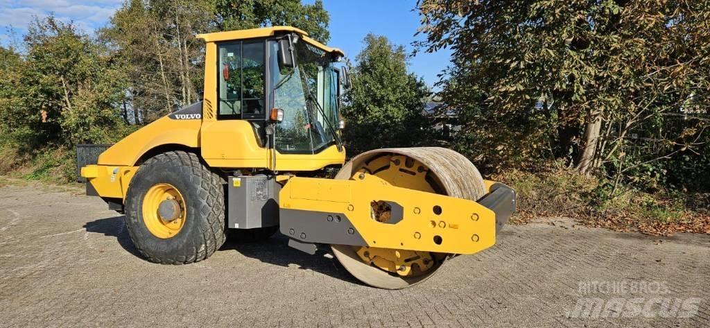 Volvo SD 135 B Enkelt tromle