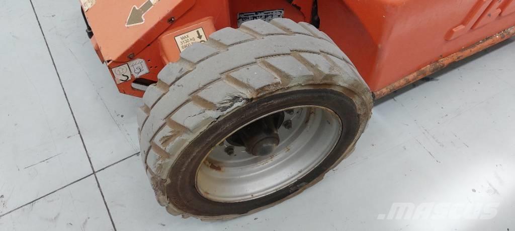 JLG E 450 AJ Bomlifte med knækarm