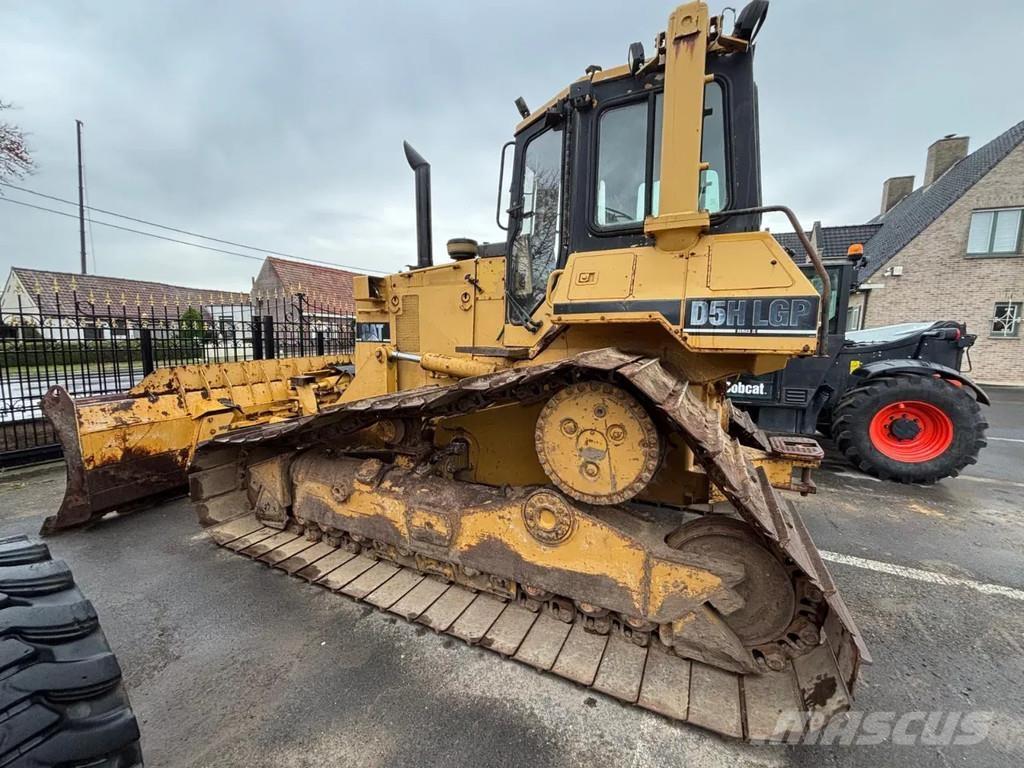 CAT D5H Bulldozer på larvebånd