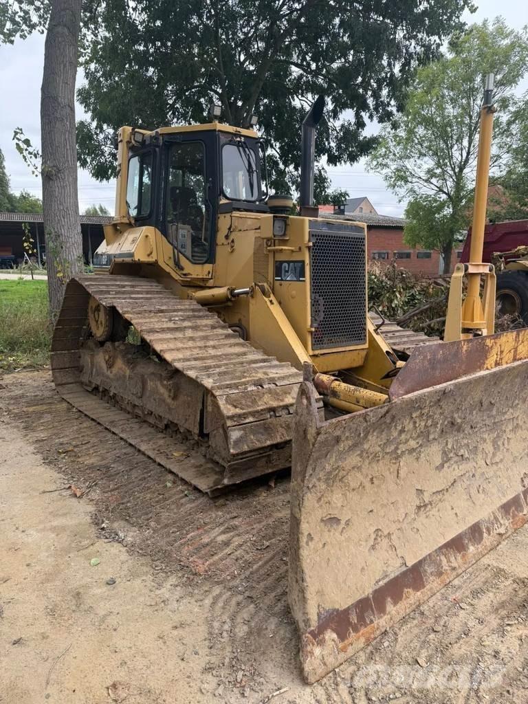 CAT D5H Bulldozer på larvebånd