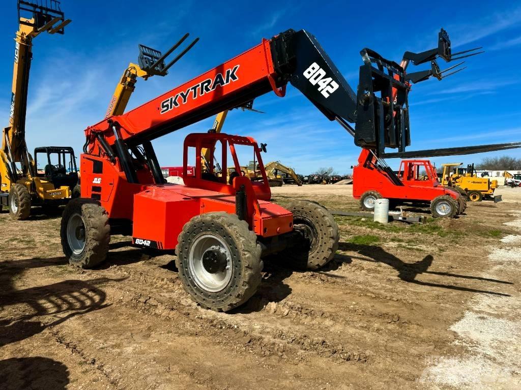 SkyTrak 8042 Teleskoplæssere