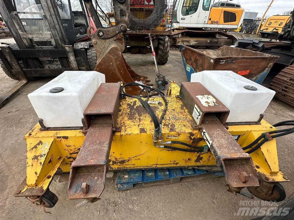  Multisweep 400C Andre vejbygningsmaskiner