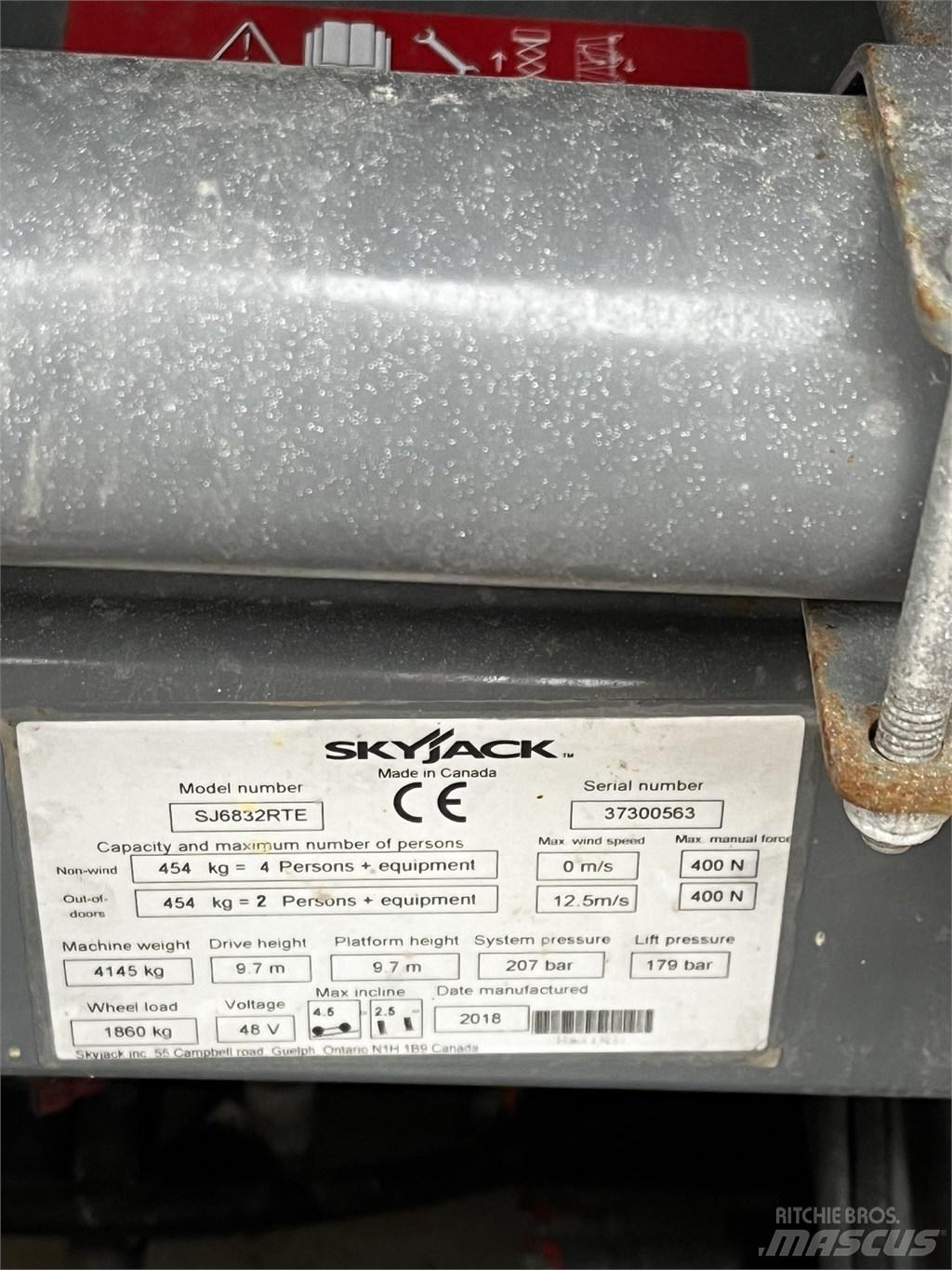 SkyJack SJ 6832 RTE Saxlifte