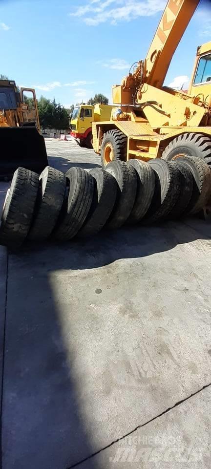 Bridgestone 13R22.5 Dæk, hjul og fælge