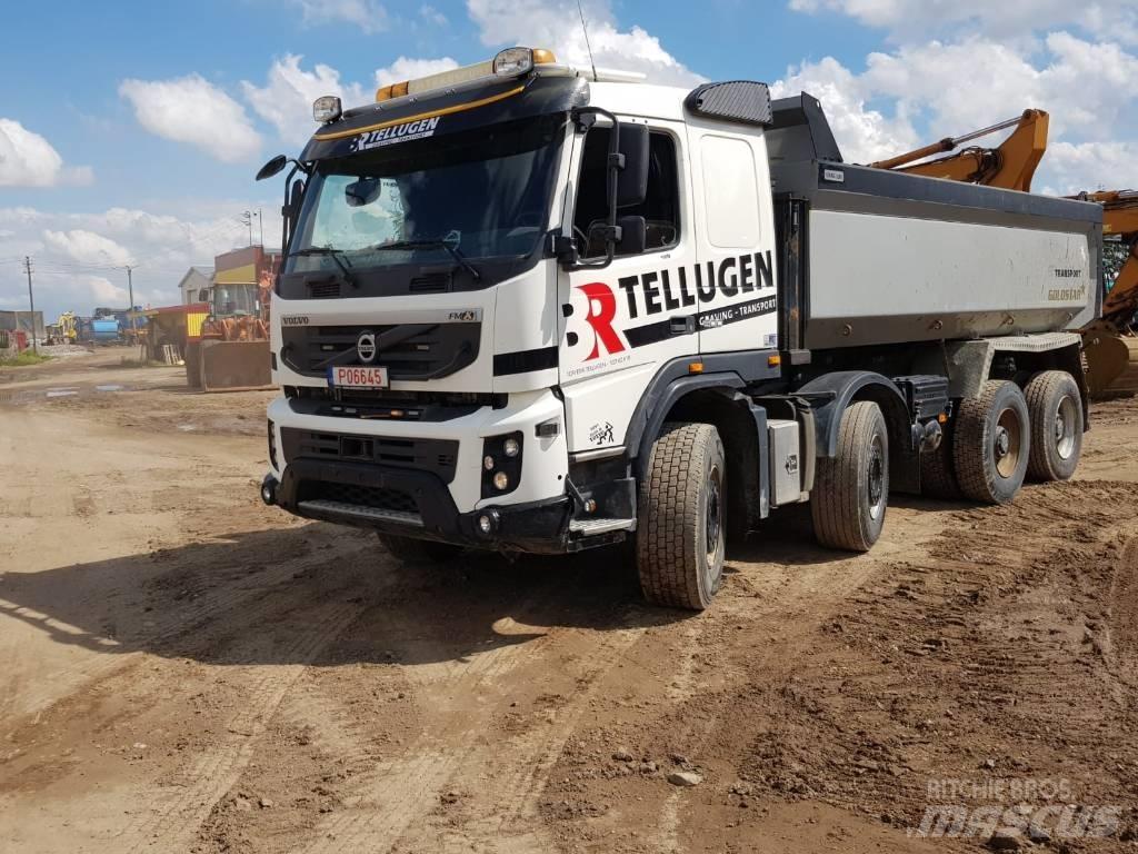 Volvo FMX 500 Skip loader