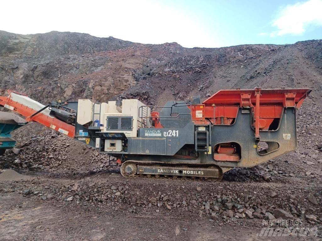 Sandvik QJ241 Mobile knusere