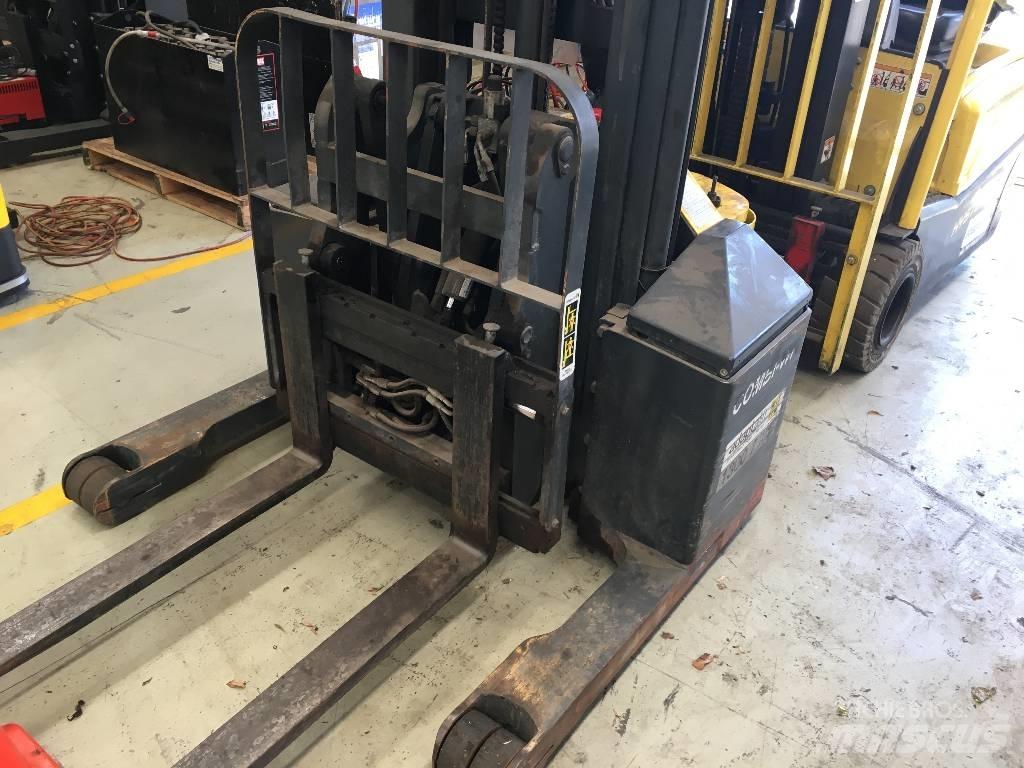 Combilift Combi WR Gaffelstabler med gående fører