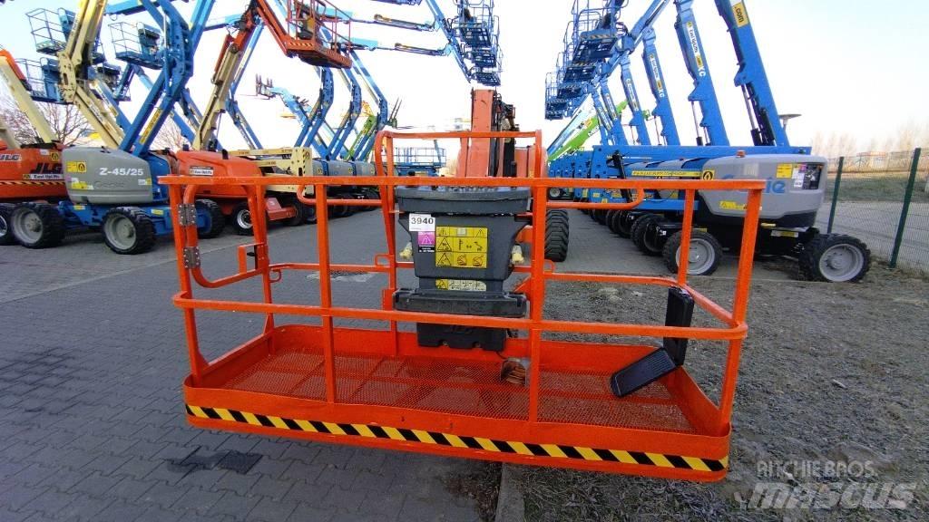 JLG 800 AJ Bomlifte med knækarm