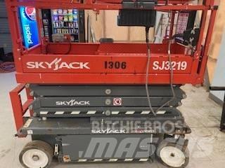 SkyJack SJ 3219 Saxlifte