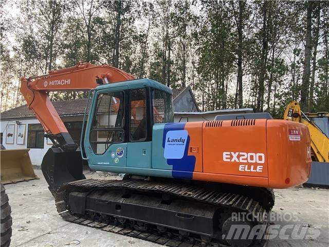 Hitachi EX200-2 Gravemaskiner på larvebånd