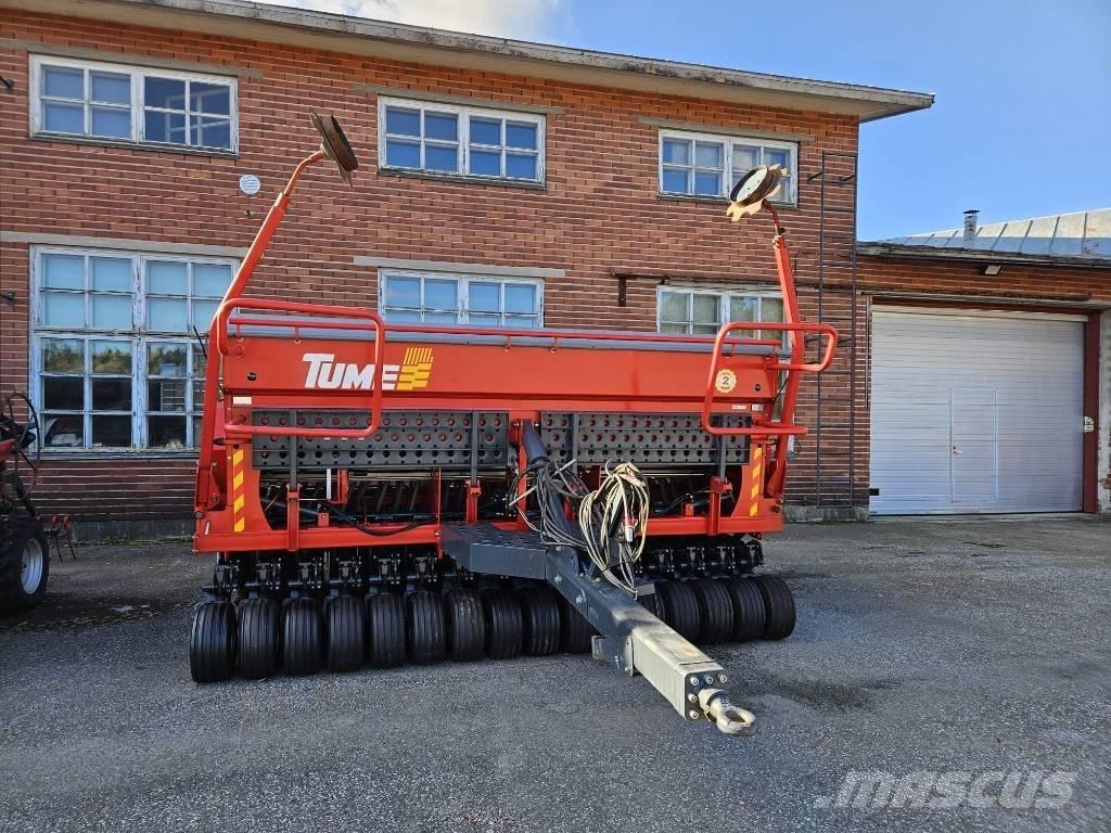 Tume Nova Combi 4000 Kombi-såmaskiner