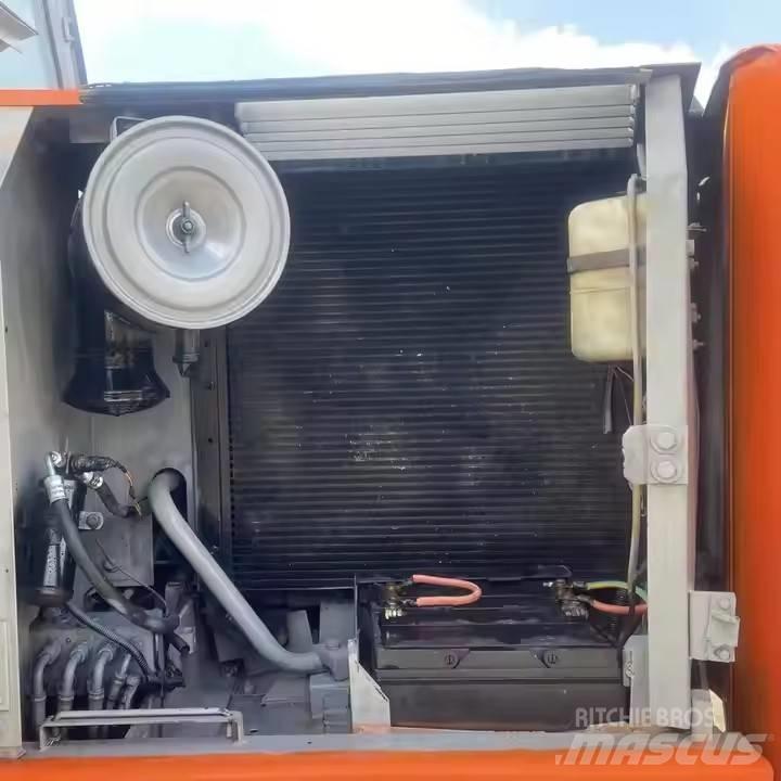 Hitachi EX120-5 Gravemaskiner på larvebånd