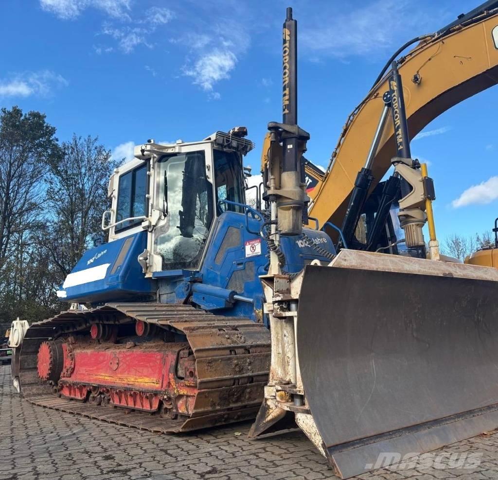 Komatsu D61PX-24 Bulldozer på larvebånd