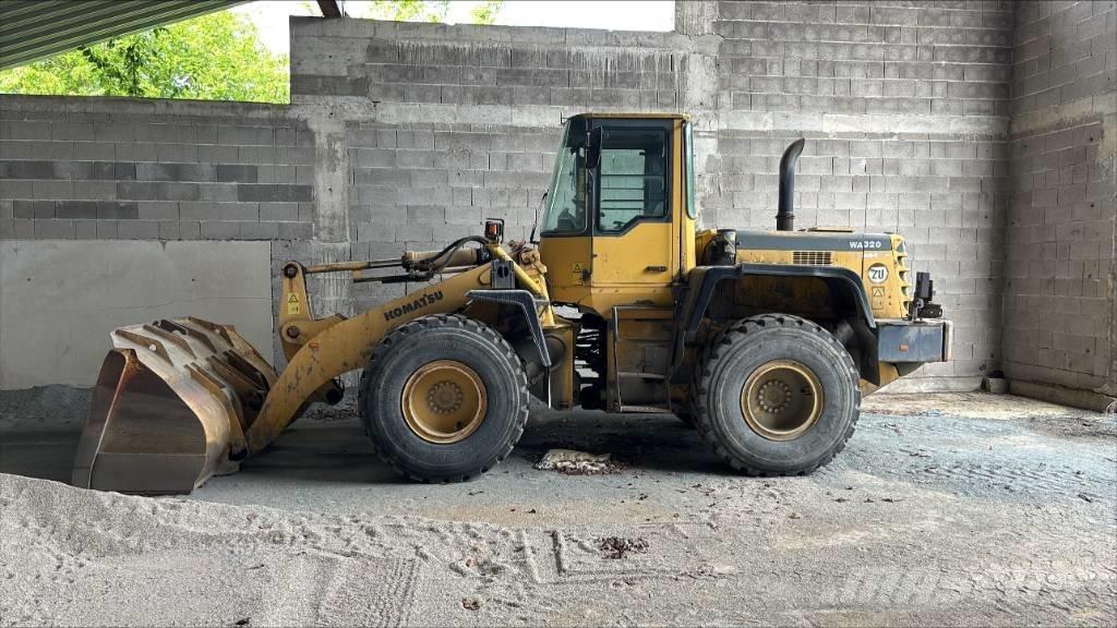 Komatsu WA 320-3H Læssemaskiner på hjul