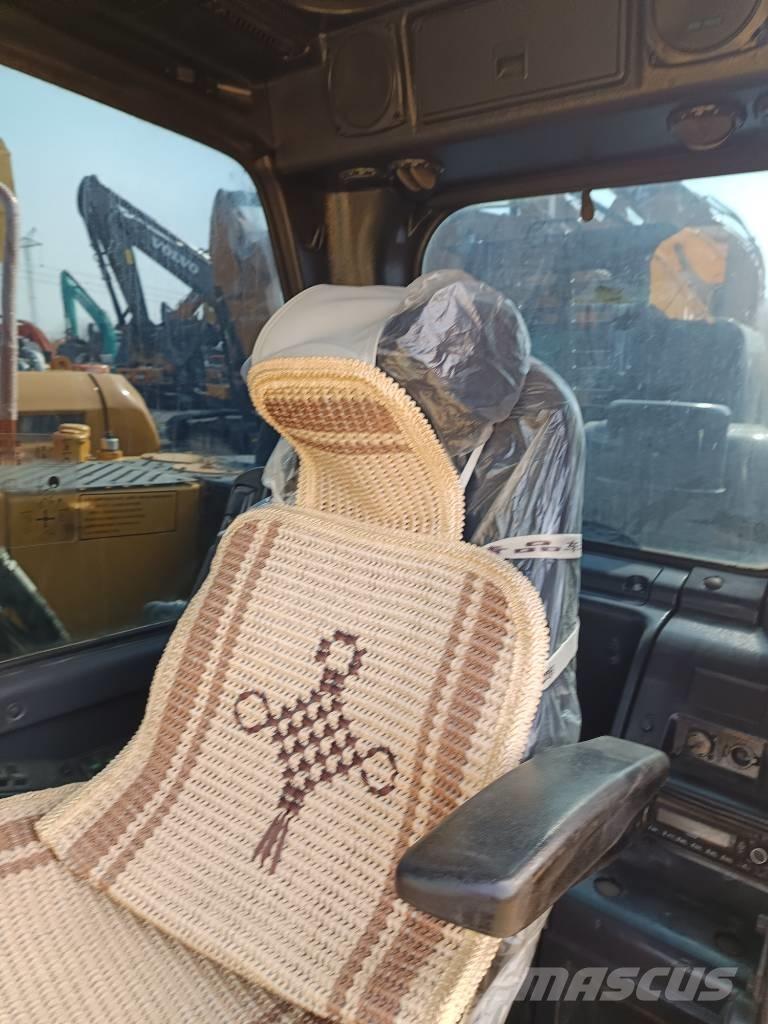 Volvo EC 210 Gravemaskiner på larvebånd