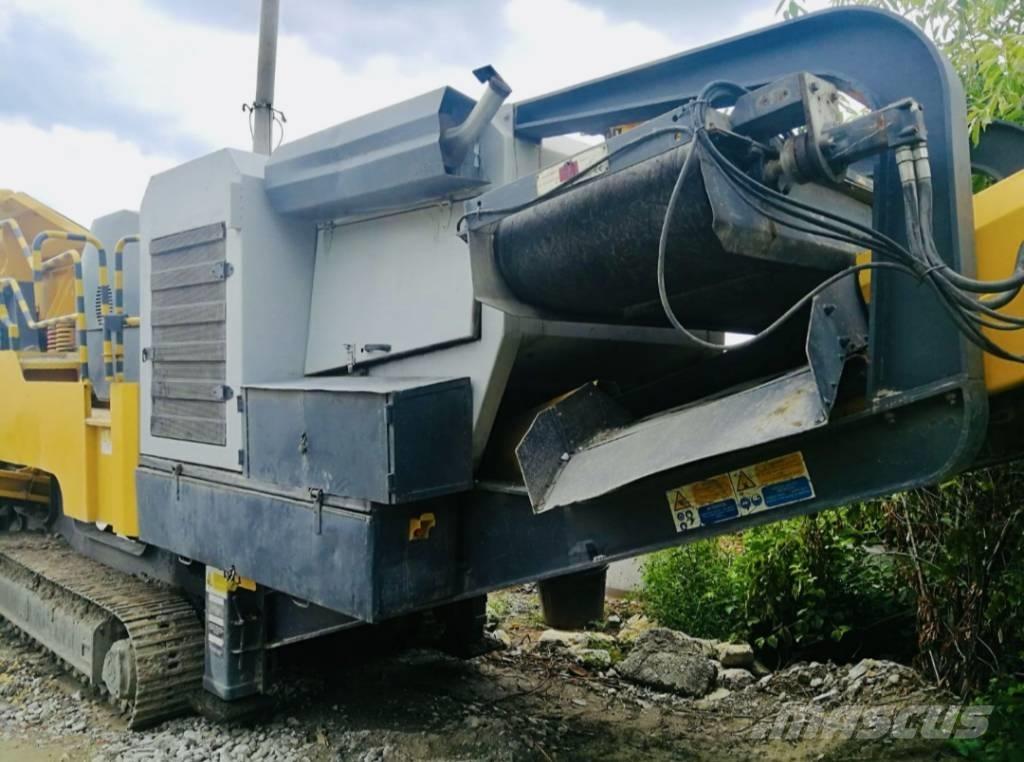Sandvik QJ 240 Mobile knusere