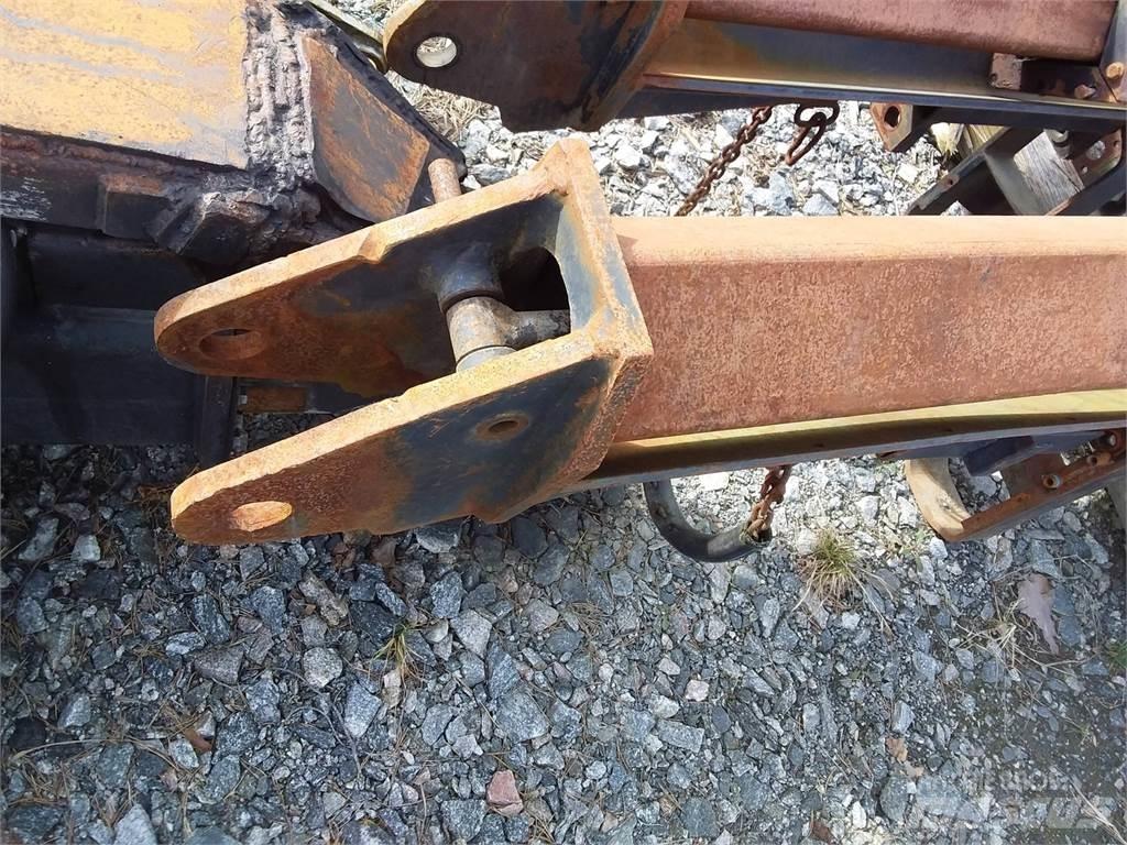 CAT 2200 Kraner til skovningsmaskine