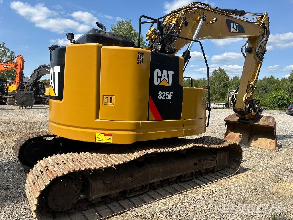 CAT 320FL Gravemaskiner på larvebånd