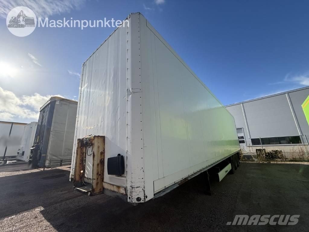Schmitz SKO 24 Semi-trailer med fast kasse