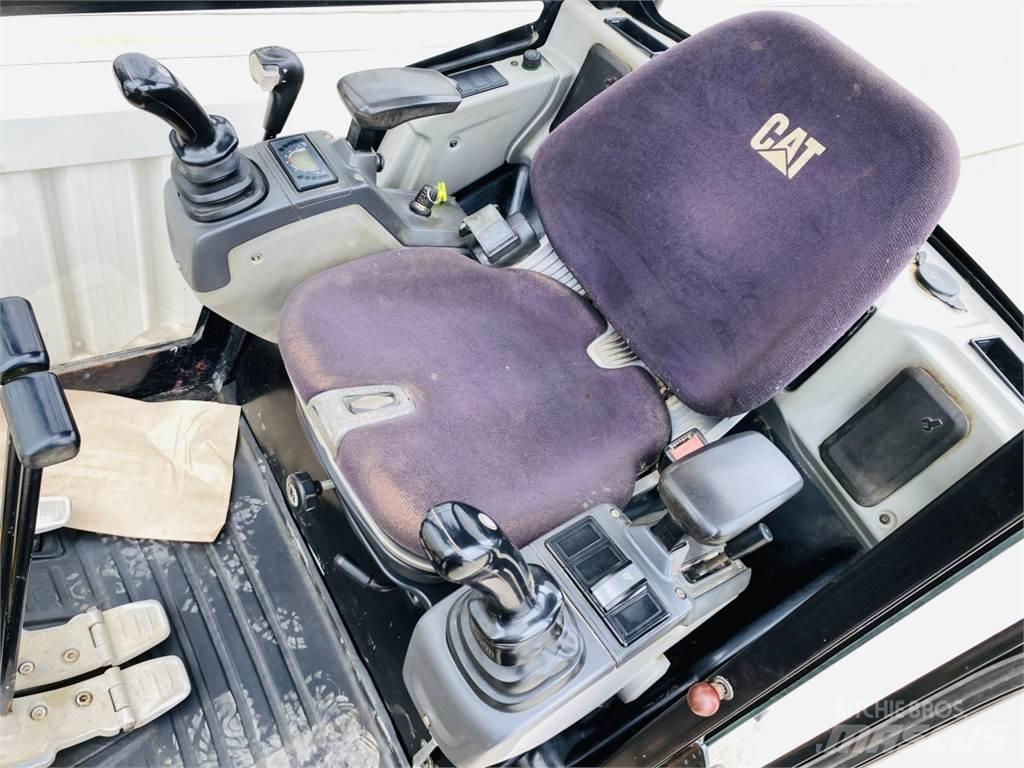 CAT 301.7D Minigravemaskiner