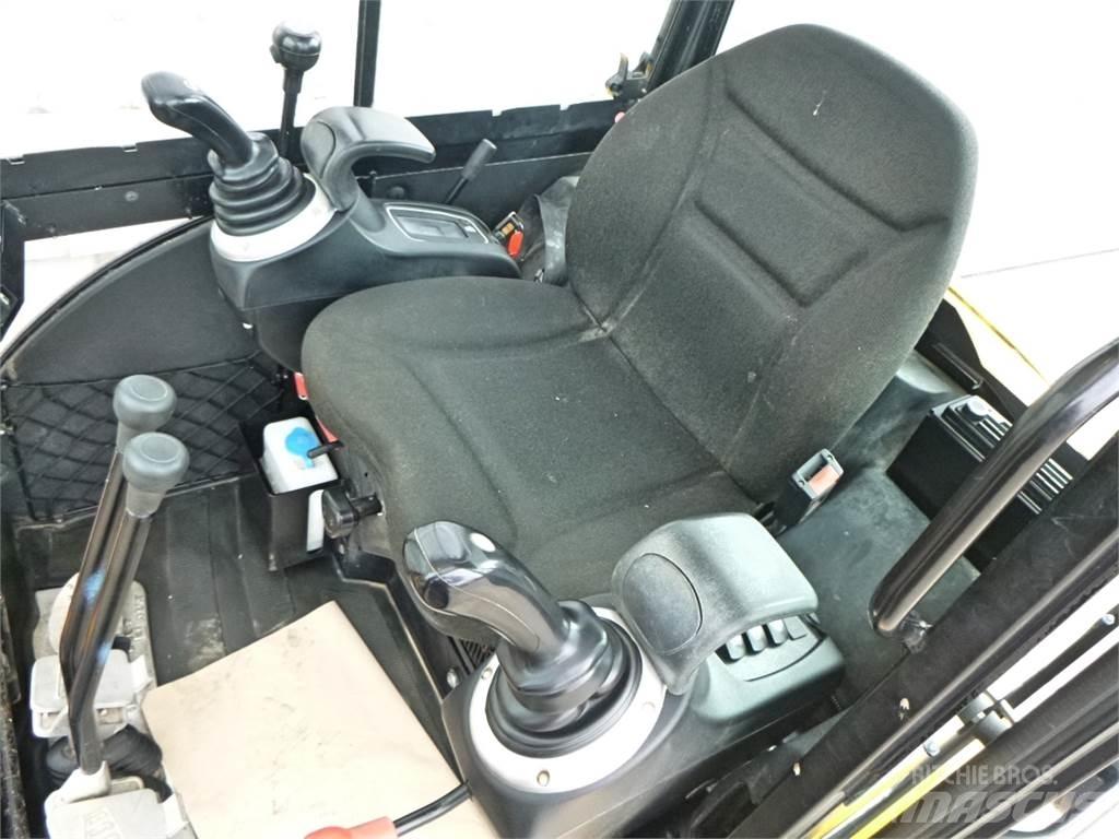 JCB 8026CTS Minigravemaskiner