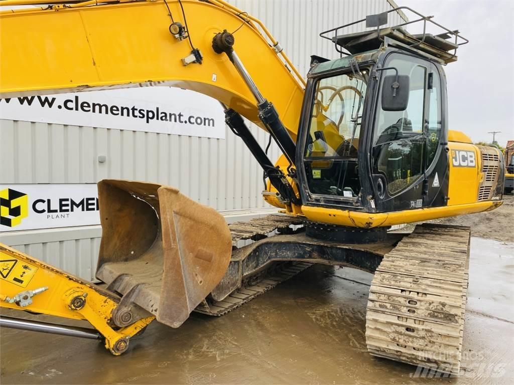 JCB JS220LC Gravemaskiner på larvebånd