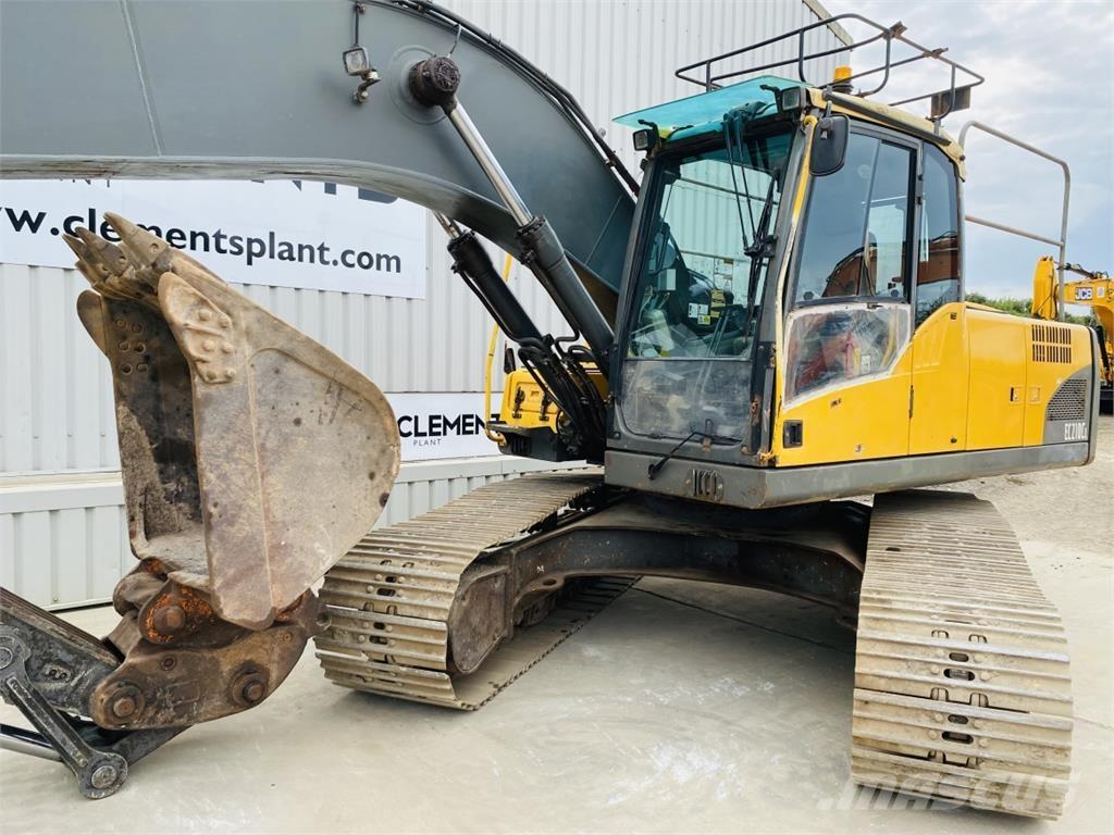Volvo EC210CL Gravemaskiner på larvebånd