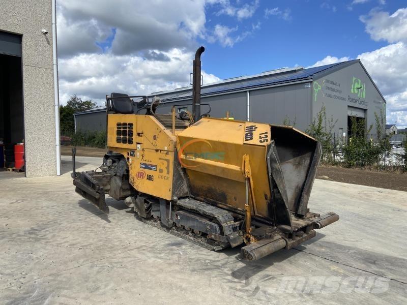 ABG Titan 125 Asfaltudlæggere
