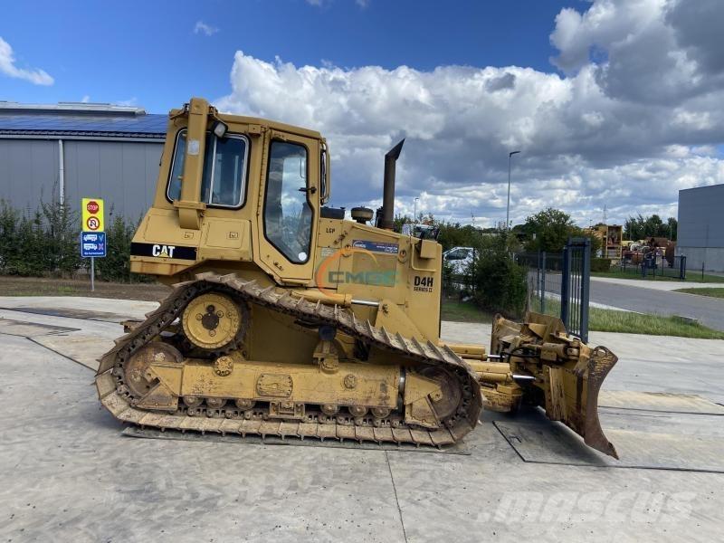 CAT D4H Bulldozer på larvebånd