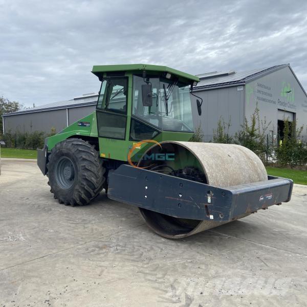 Dynapac CA302D Jordvibrationstromler